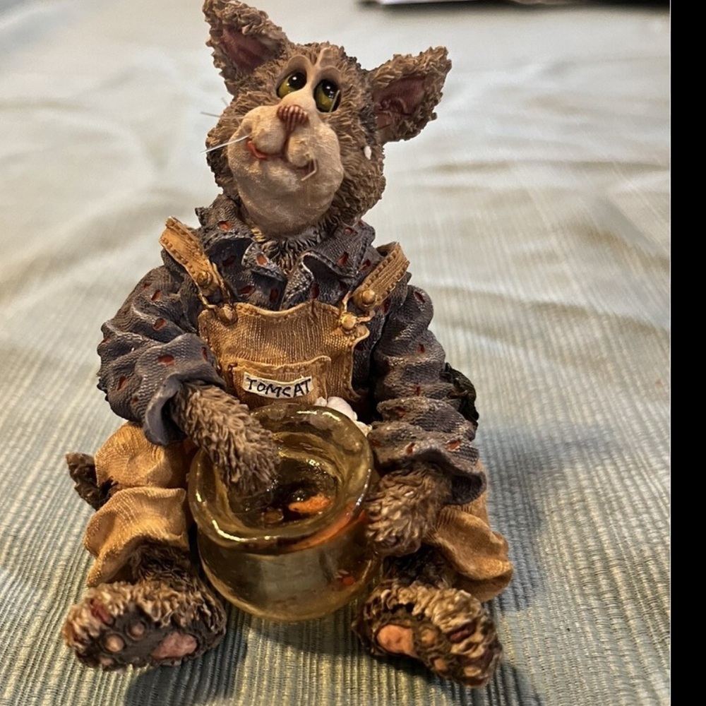 Boyds Bears sushi, sticky paws… Midnight snack